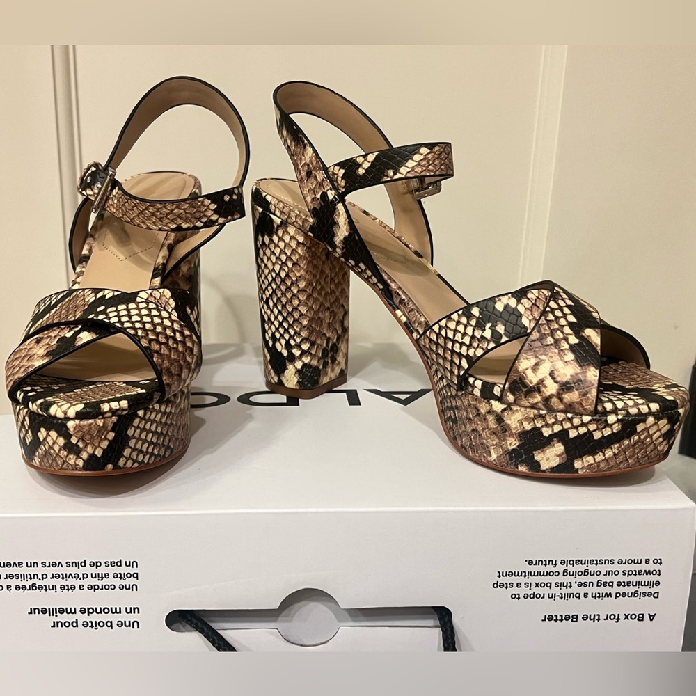 Platina Platform Sandles